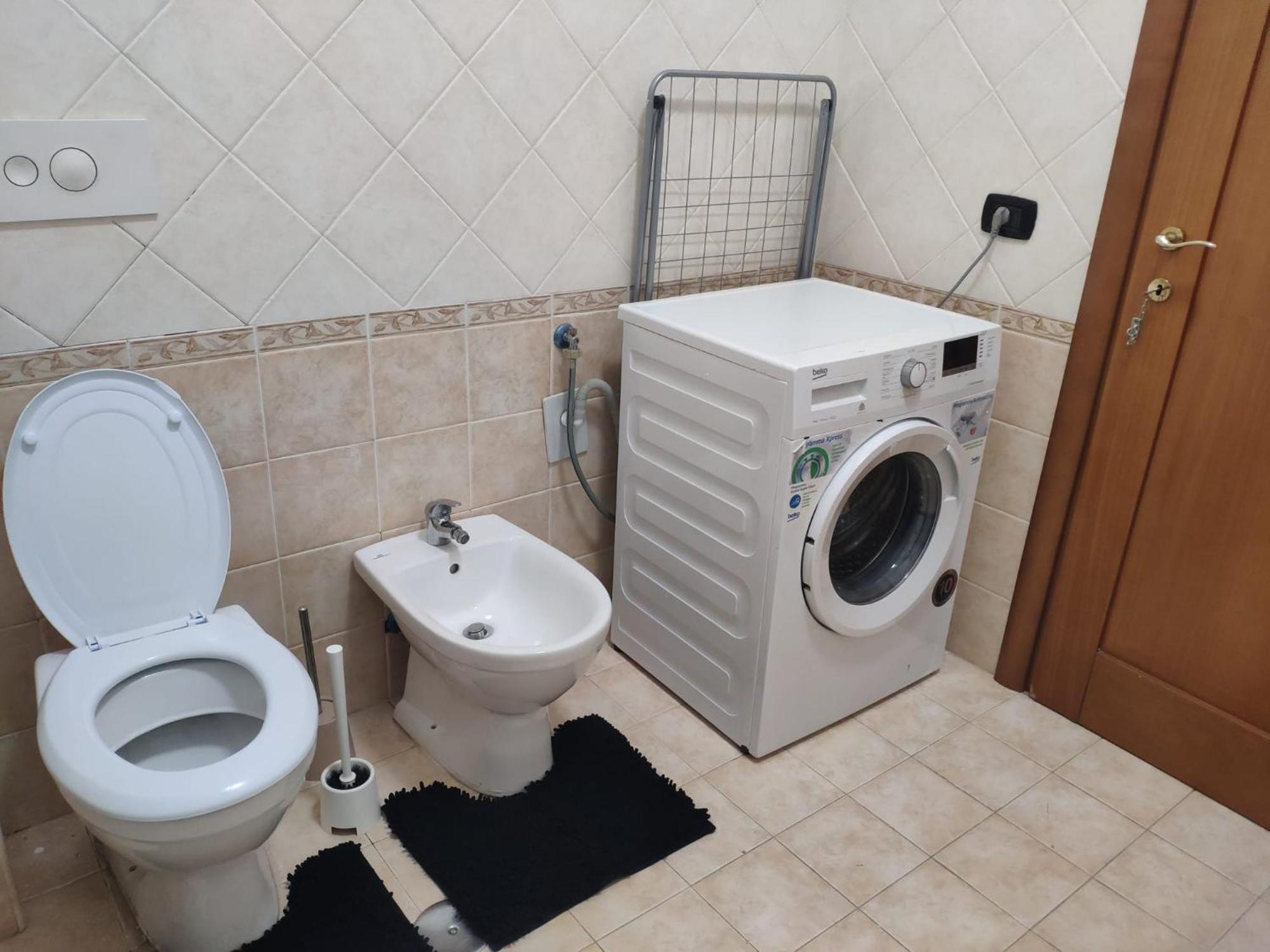 Homestay Deluxe - Close To Metro C Torrenova Station