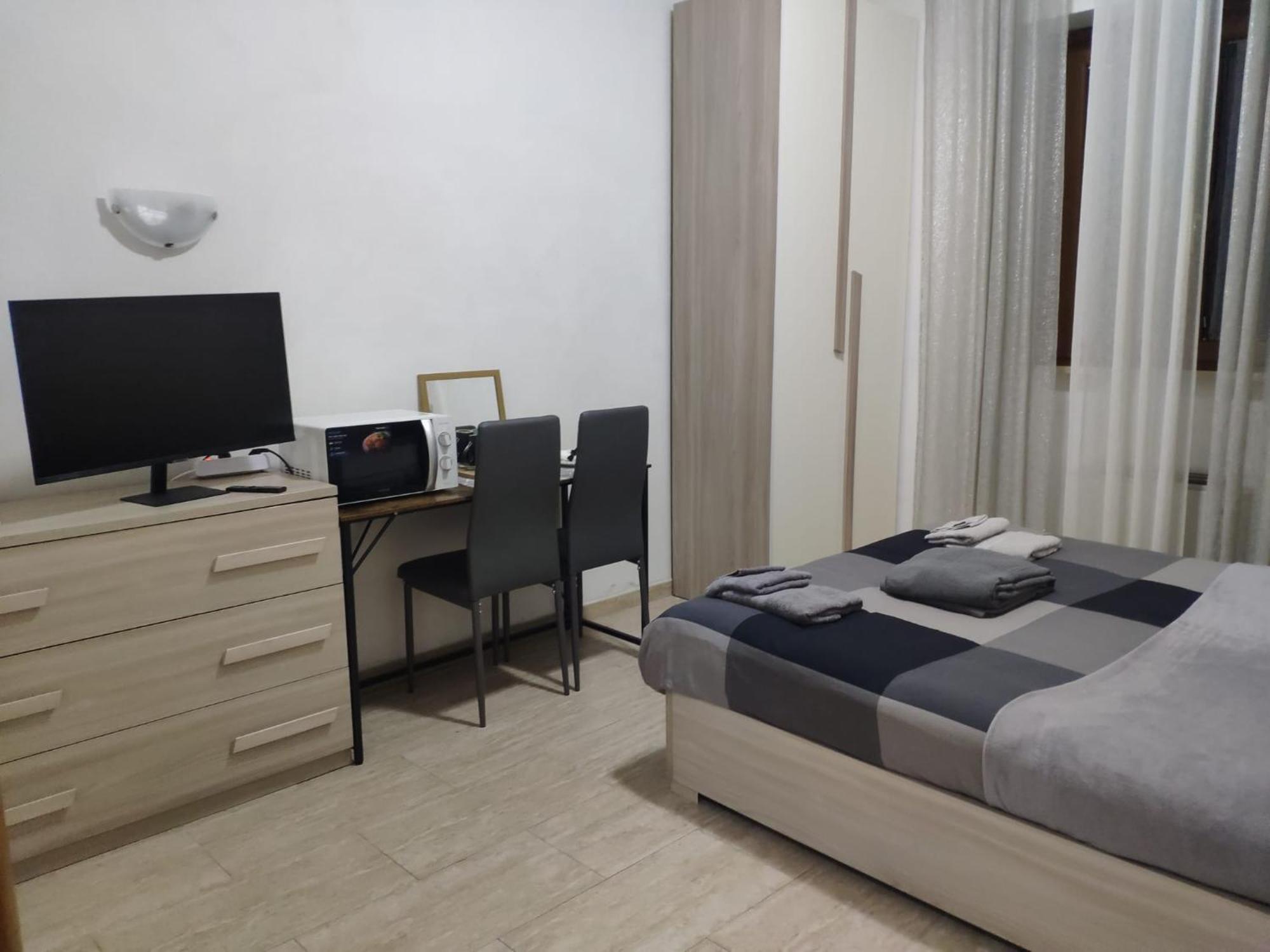 Deluxe - Close To Metro C Torrenova Station Homestay